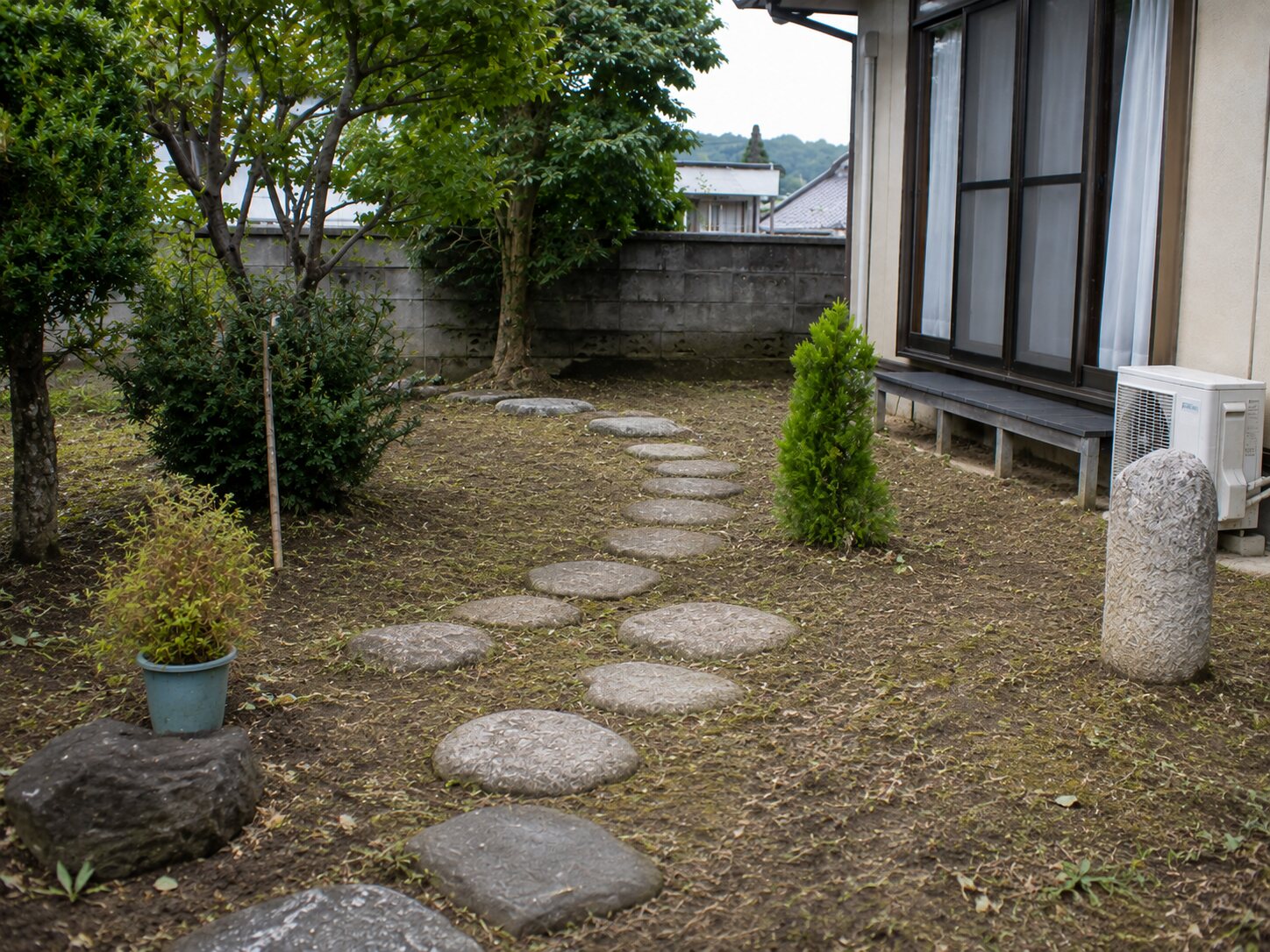 庭のお困りごとを作業前に確認のサービス風景イメージ